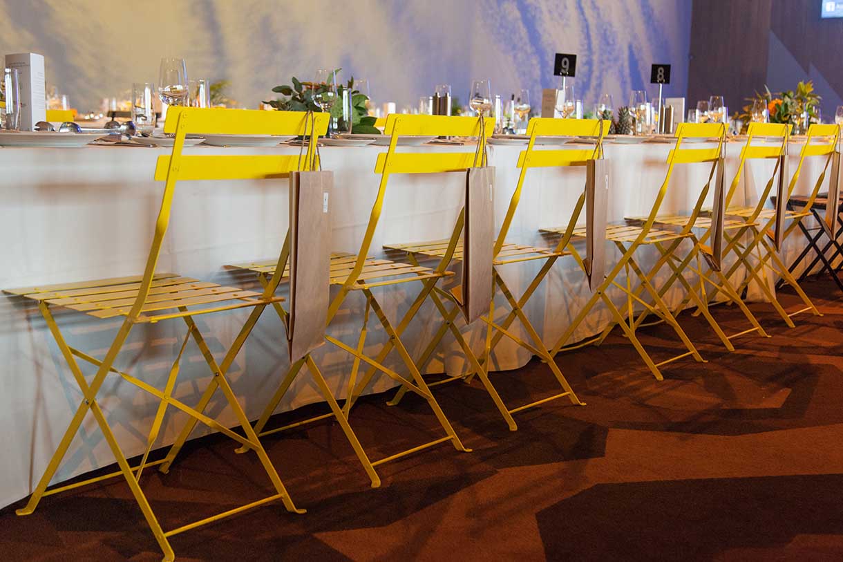 insitu-garden-folding-chair-yellow