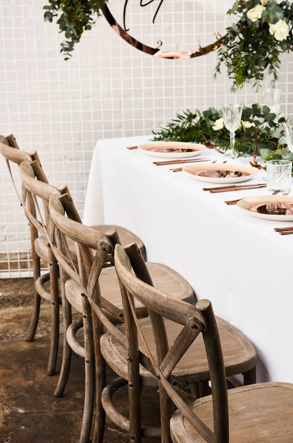 insitu-hampton-chair-burnt-ak