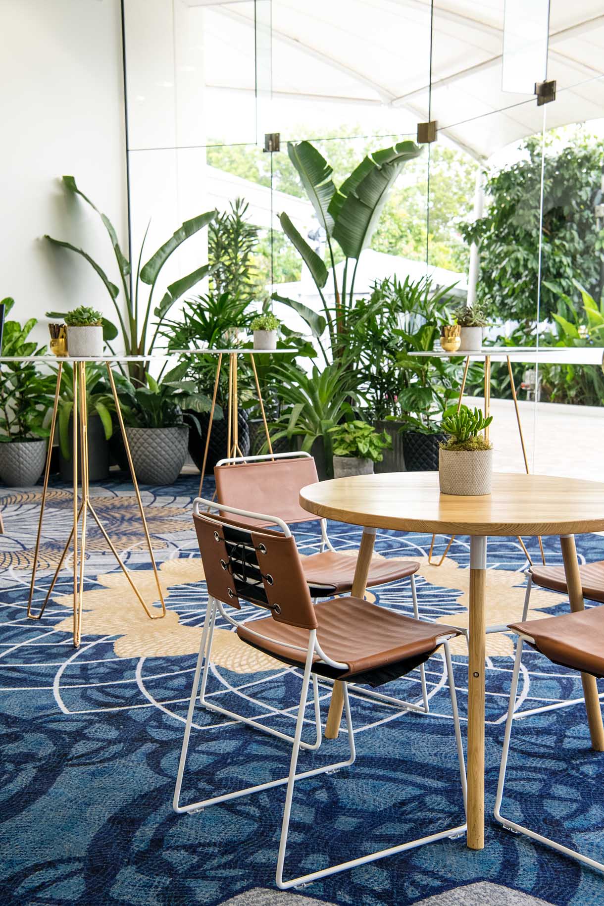 insitu-knox-chair-tan-wraps