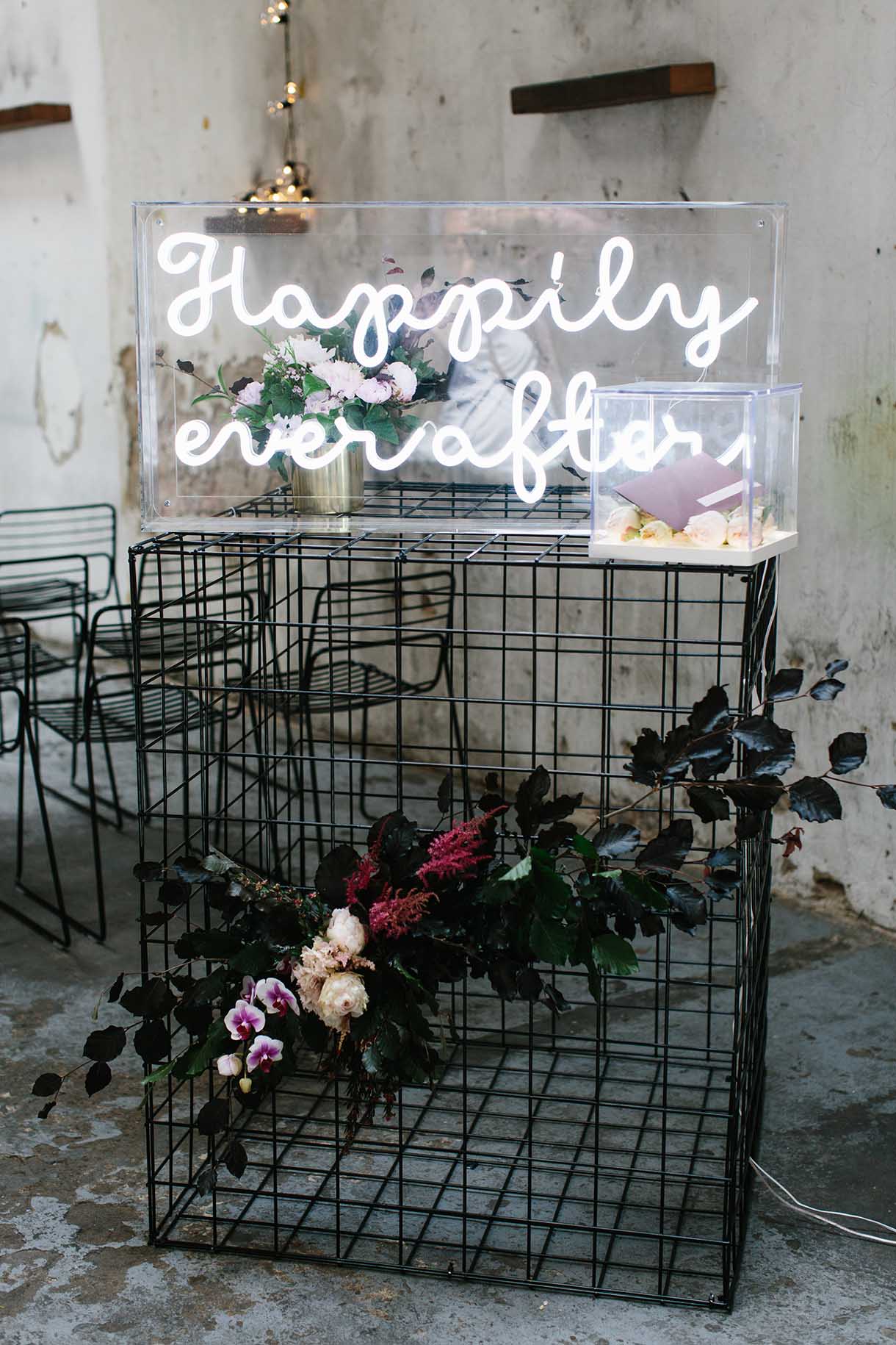 insitu-wire-cube-0.9m-black