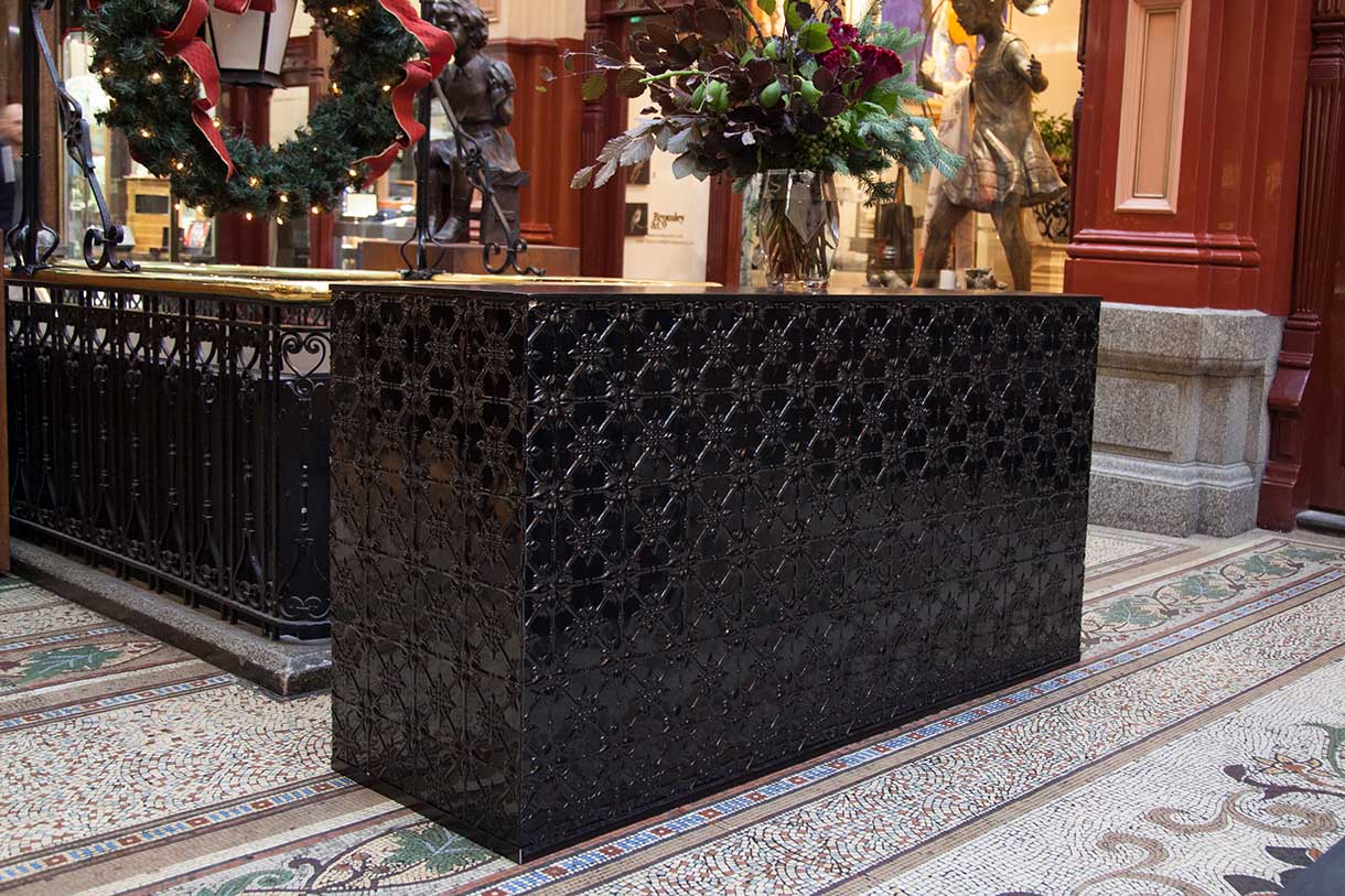 insitu-pressed-metal-bar-black