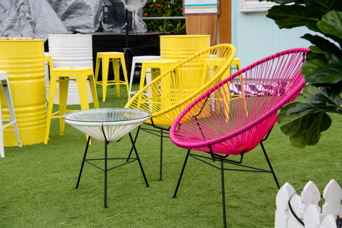 insitu-acapulco-chair-pink