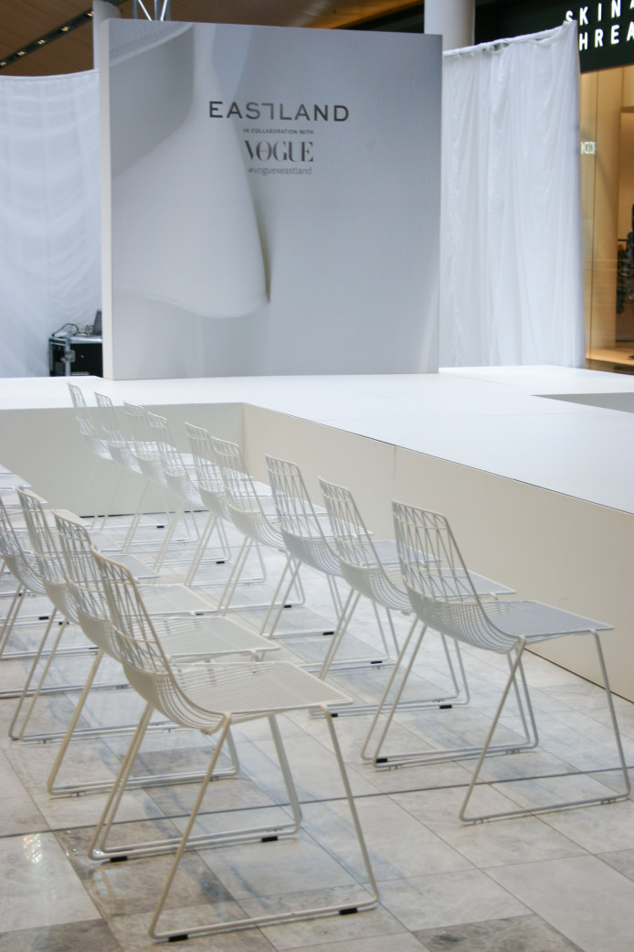 insitu-arrowe-chair-white