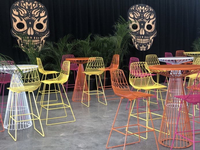 insitu-image-arrowe-bar-stool-yellow