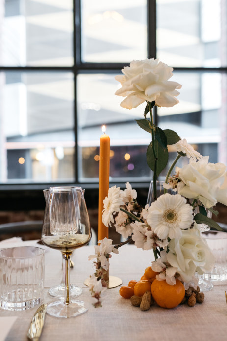 insitu-image-lune-red-wine-glass-amber