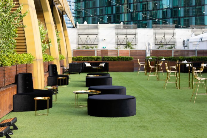 insitu-madison-island-black