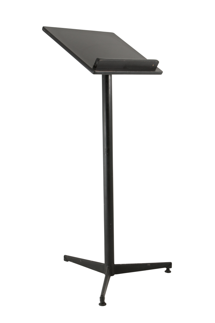 pedestal-lectern-blk-angle