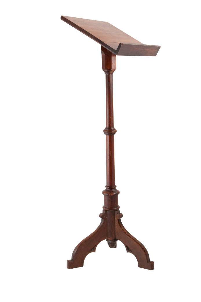 pedestal-lectern-wooden-angle