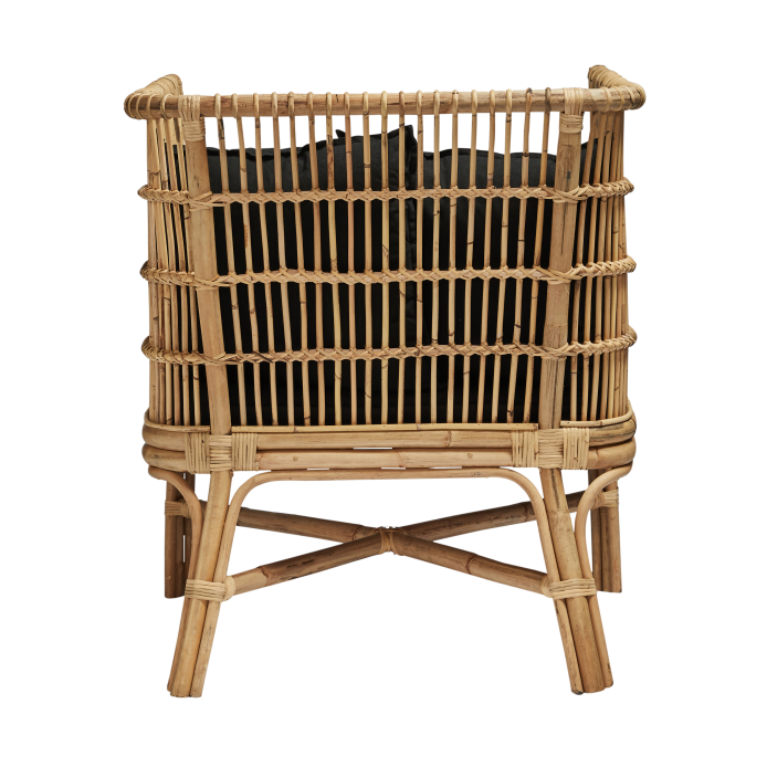 villa-armchair-natural-black-cushion-back