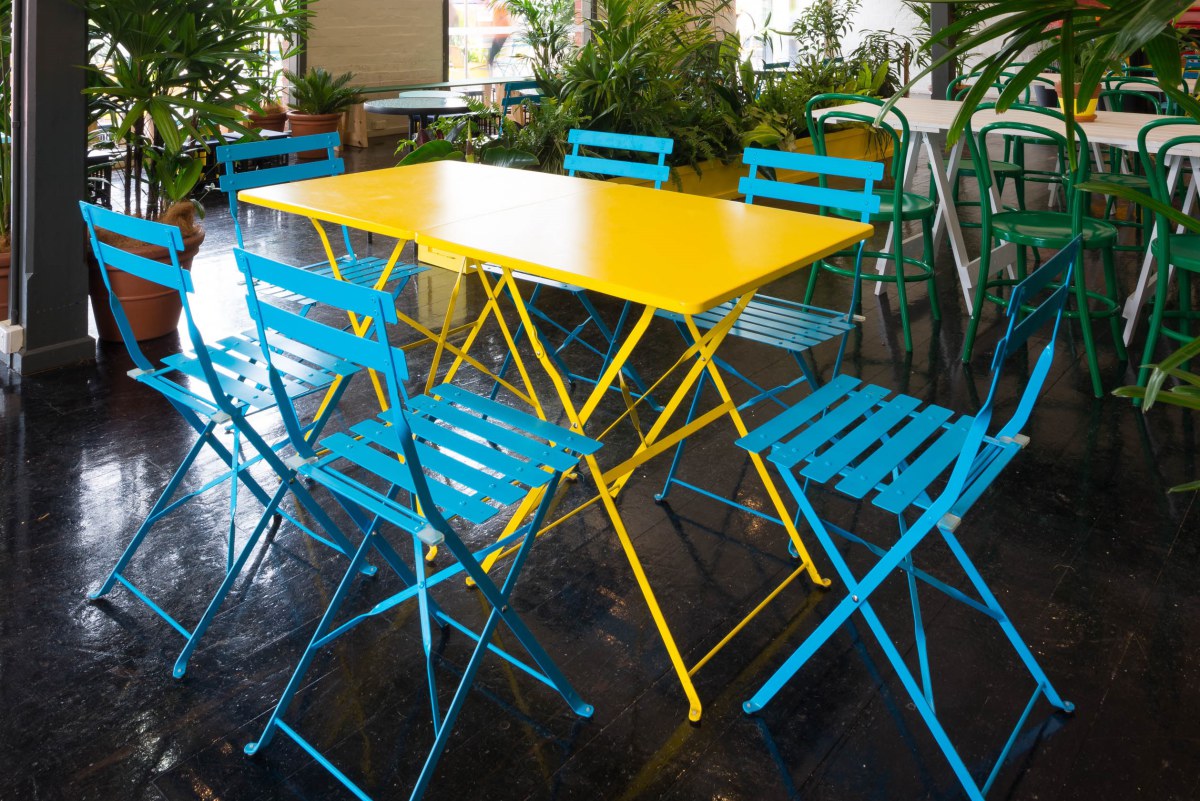 insitu-GARDEN-yellowsquare