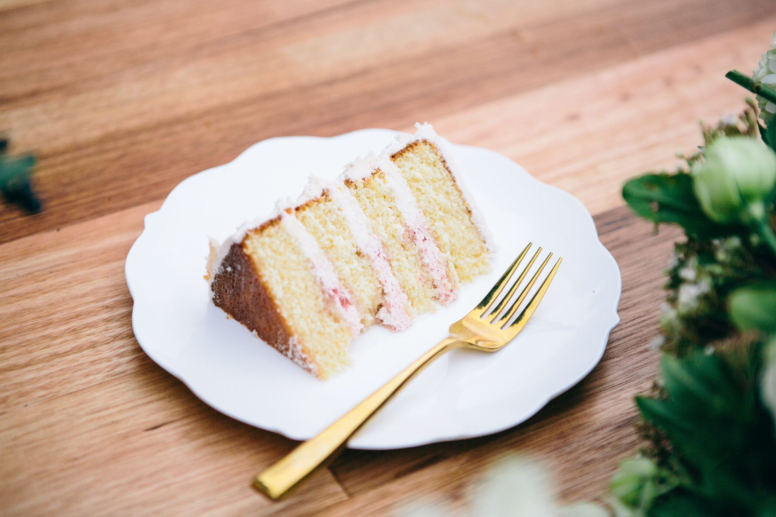 insitu-white-rose-side-plate