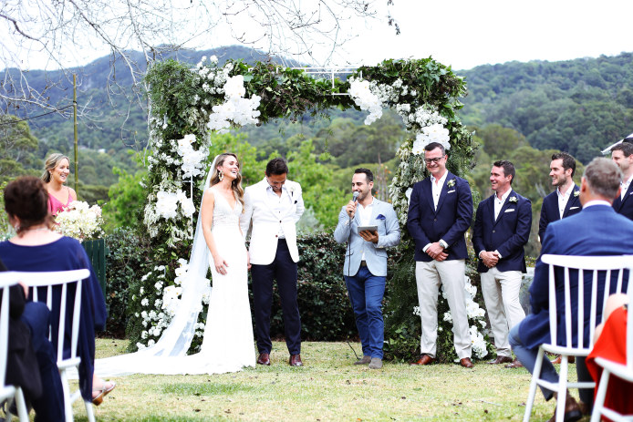 insitu-wire-bar-pergola-white-2