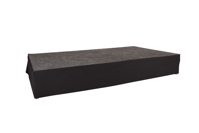 stage-rectangle-low-black-angle