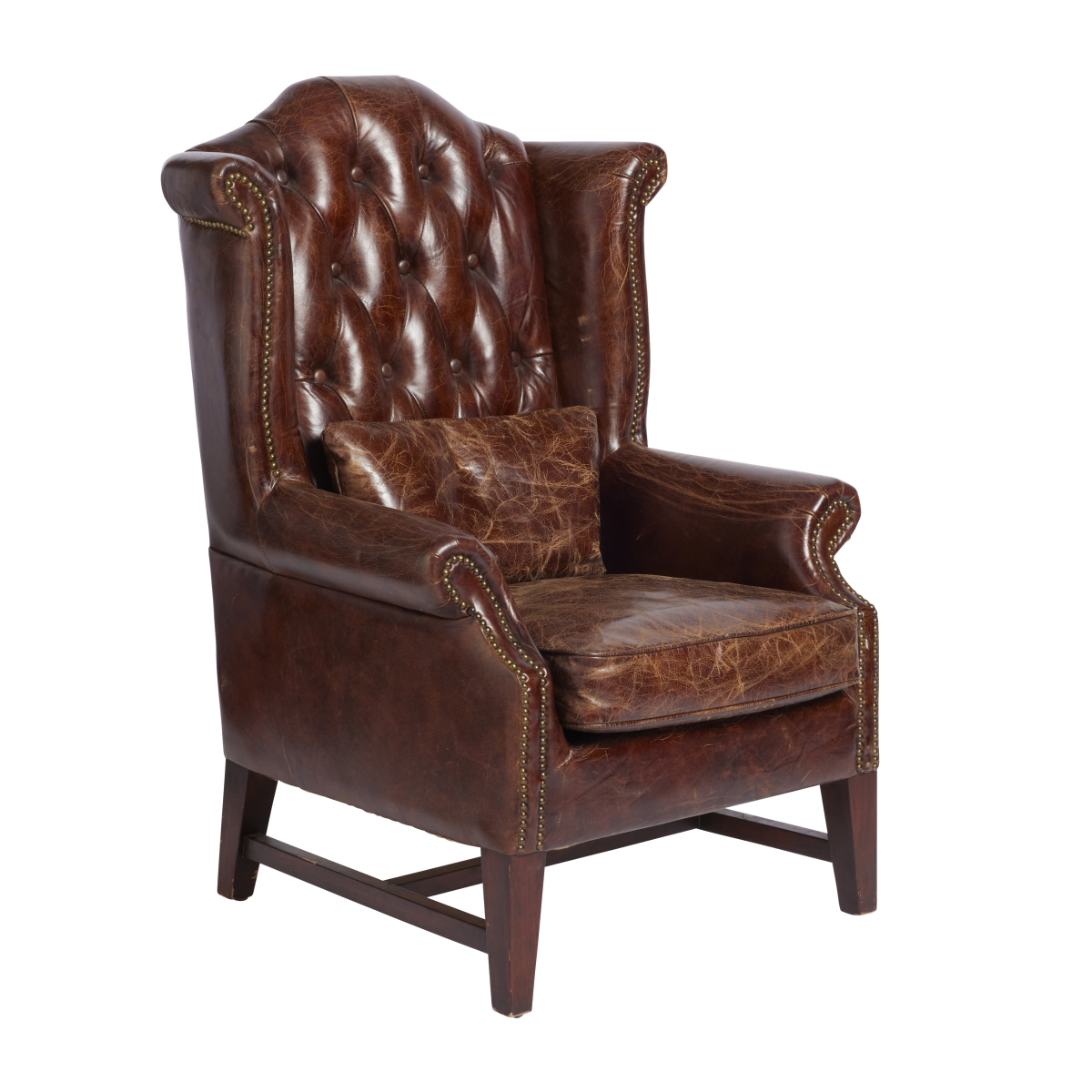chesterfield-wingback-angle