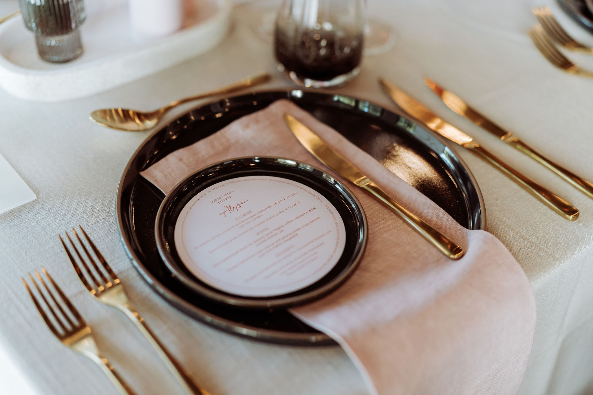 insitu-avila-steak-knife-gold