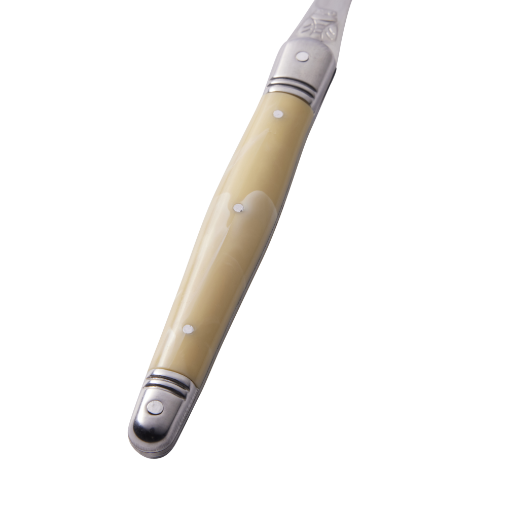 laguiole-ivory-fork-close-up
