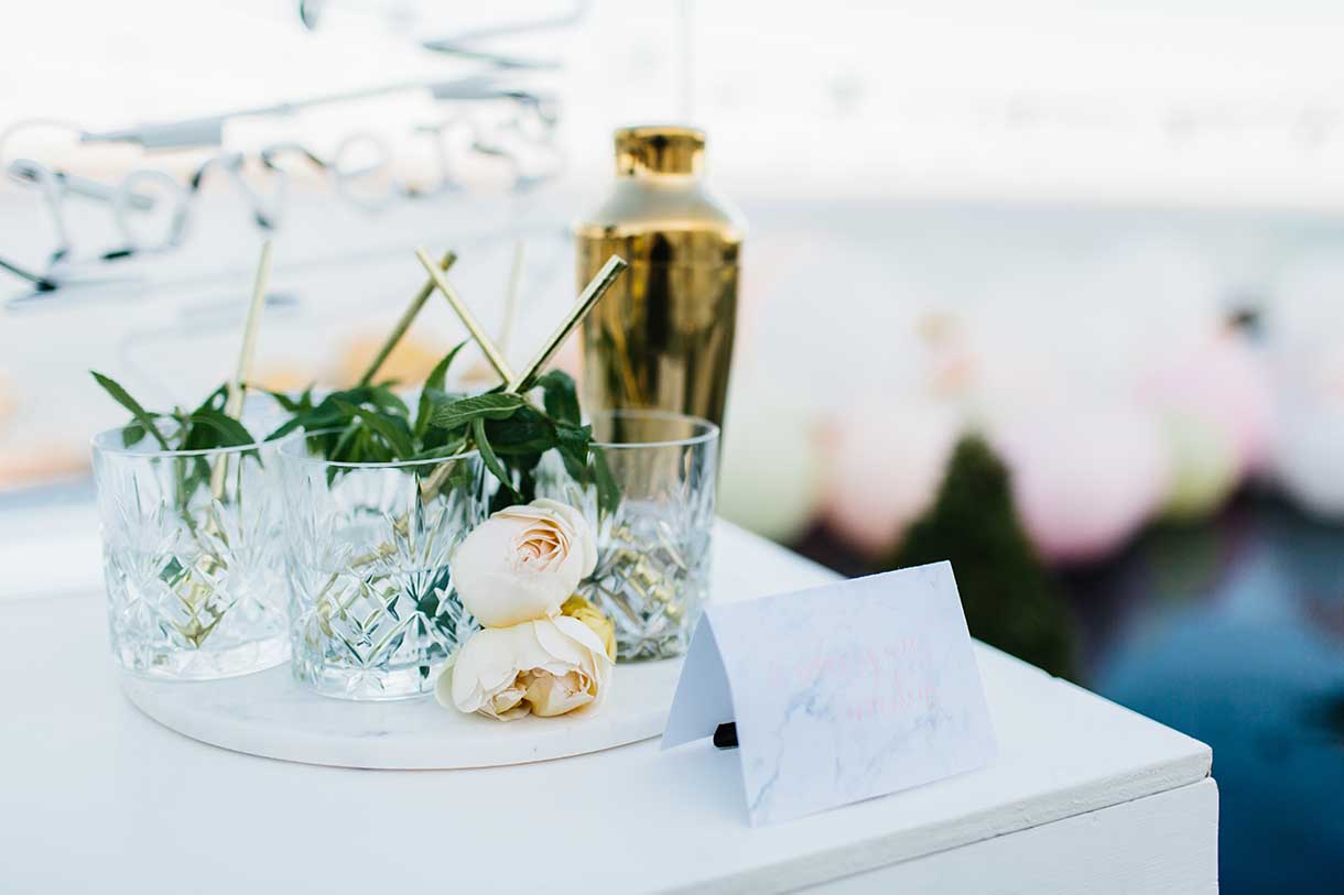 insitu-cocktail-shaker-gold