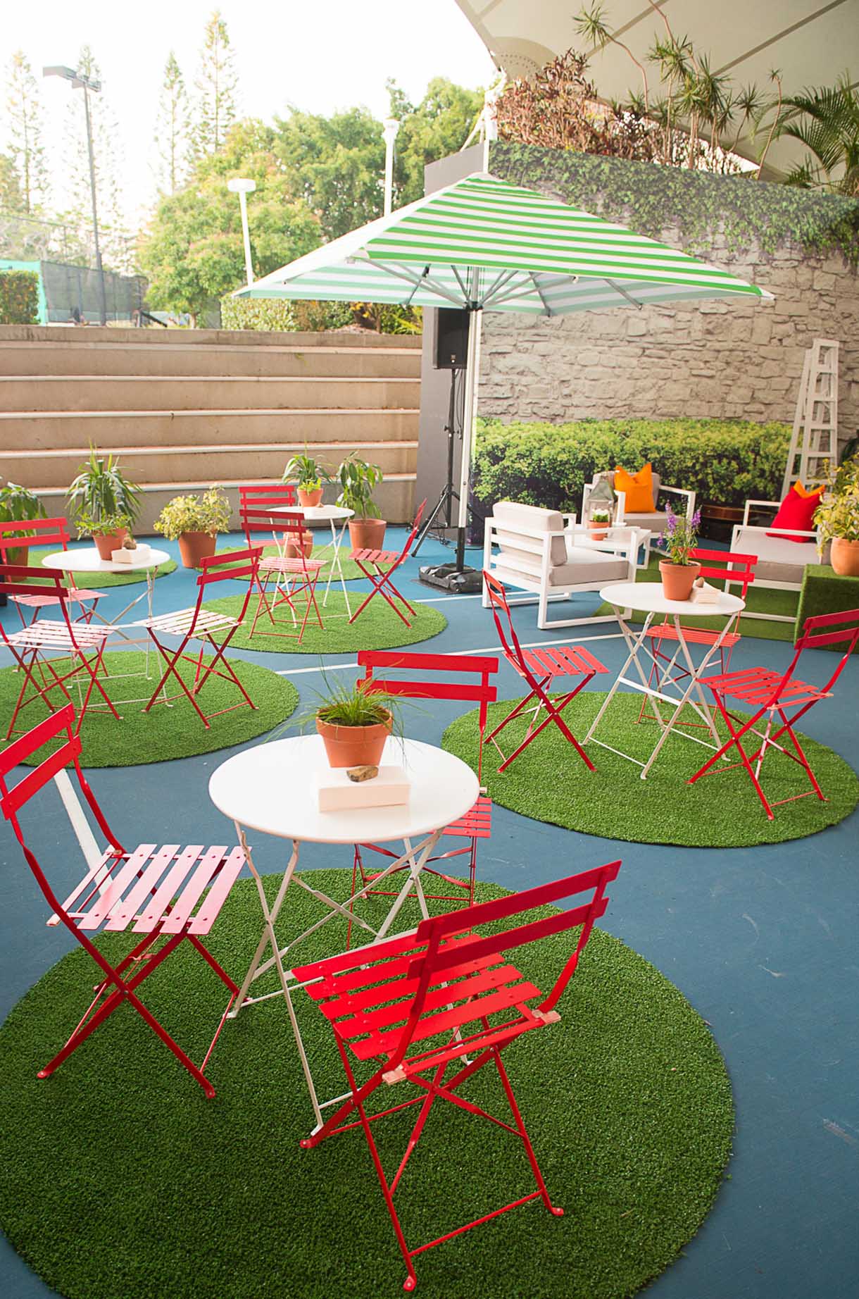 insitu-garden-chair-red