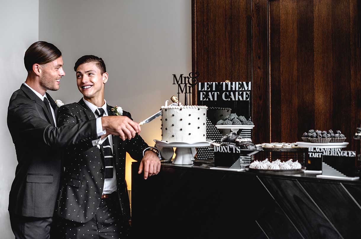 insitu-herringbone-food-station