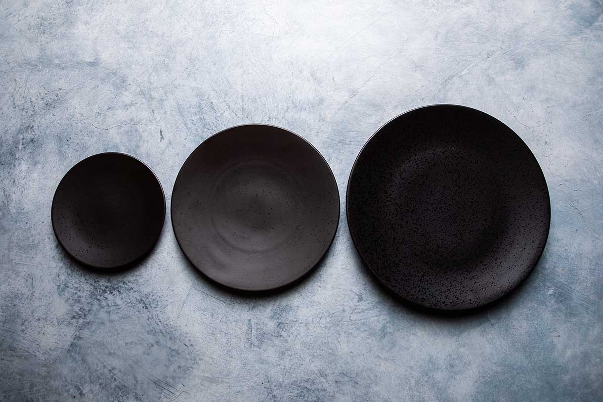 insitu-lava-crockery