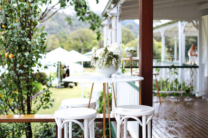 insitu-knox-bar-table-white-gold