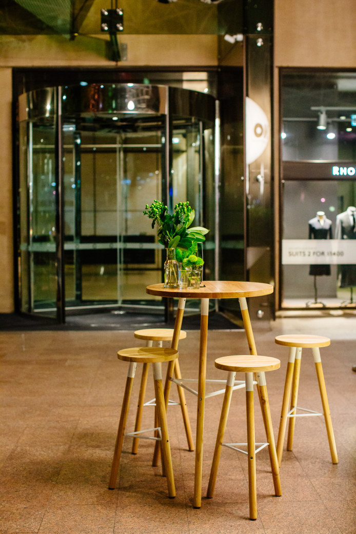 insitu-scand-bar-stool-natural