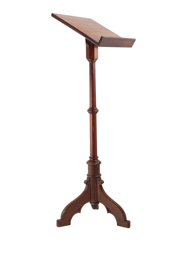pedestal-lectern-wooden-angle
