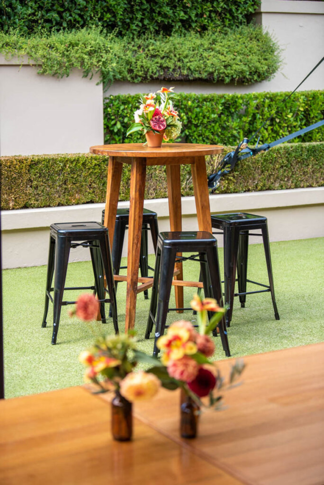 insitu-coastal-bar-table-tolix-bar-stool-black