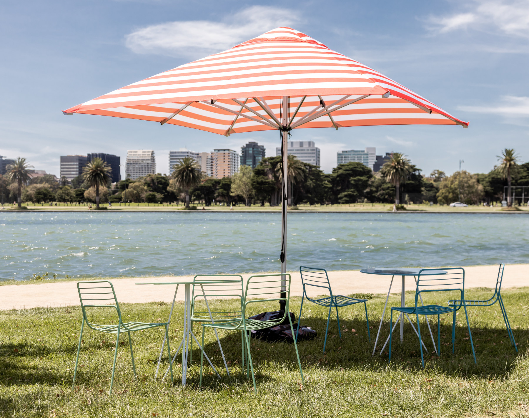 insitu-knox-cafe-table-coloured