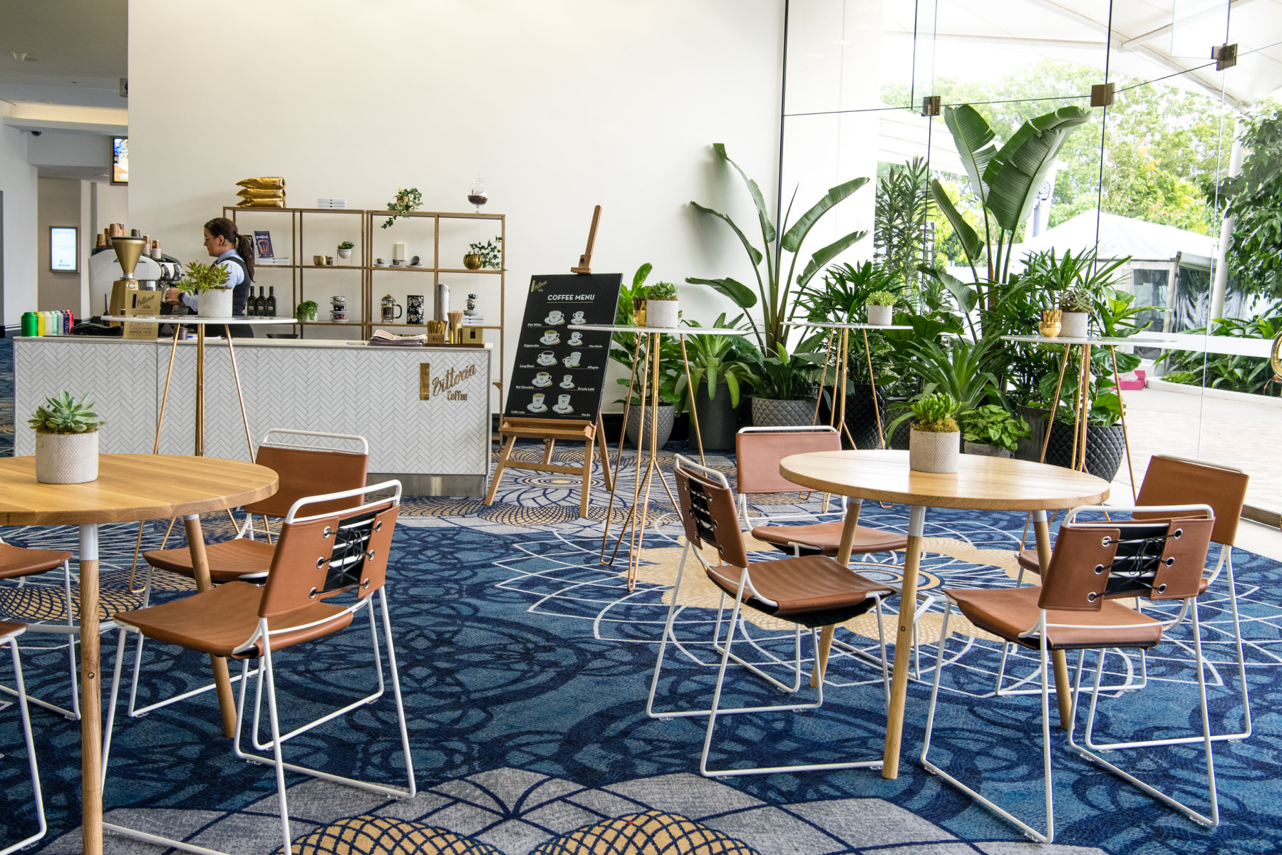 insitu-scandi-cafe-table-natural-white-2