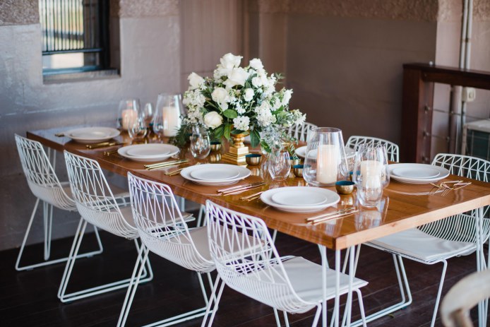 insitu-hairpin-table-teak