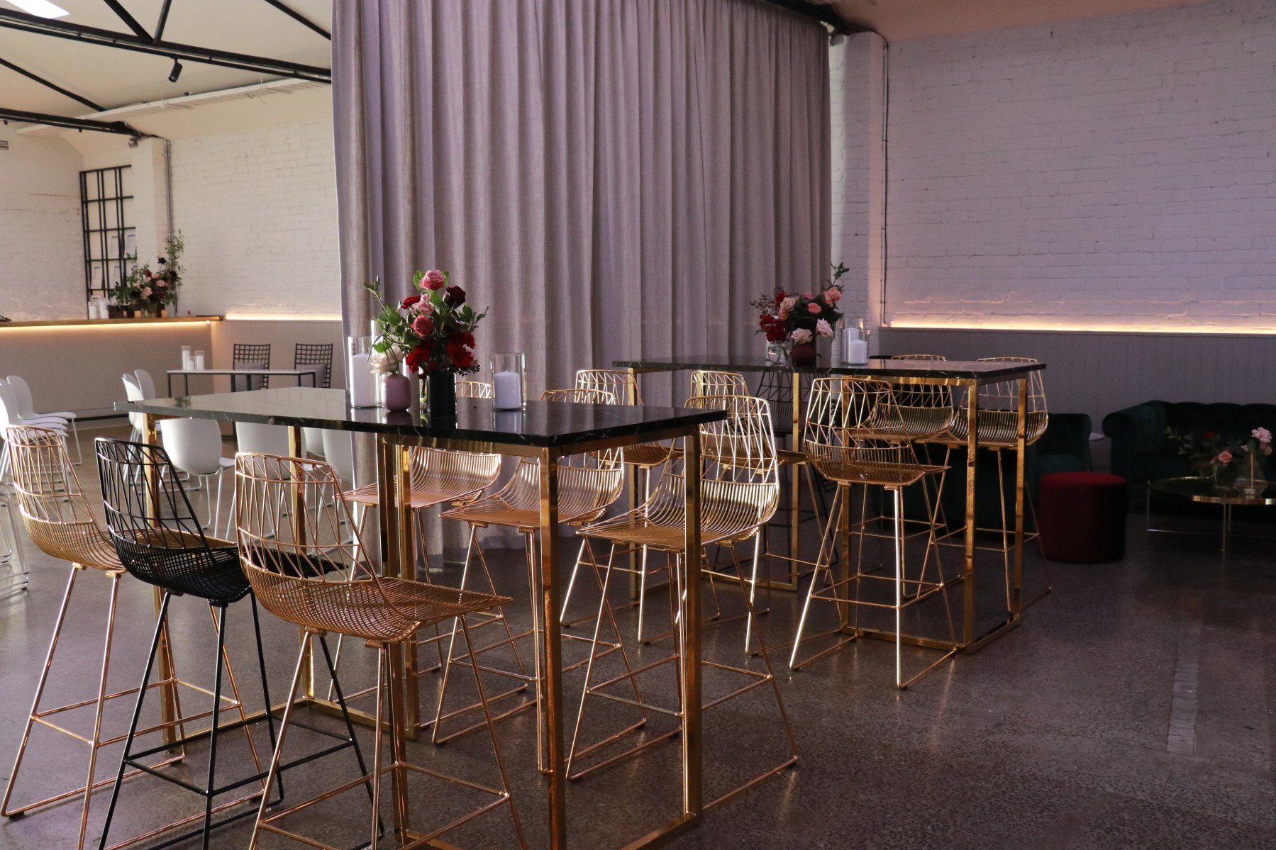 insitu-optical-bar-table-black-marble-gold-1.8m