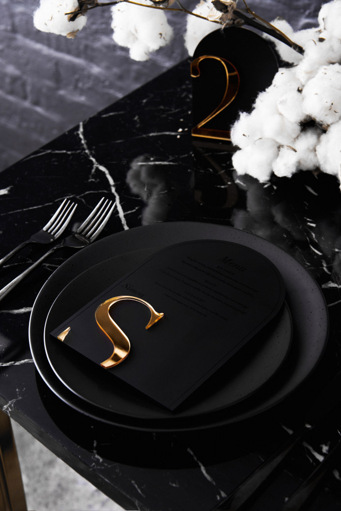 insitu-optical-dining-table-black-marble-2