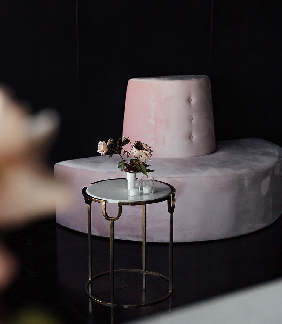 Category-Image-Ottomans-Madison-Island-Ottoman