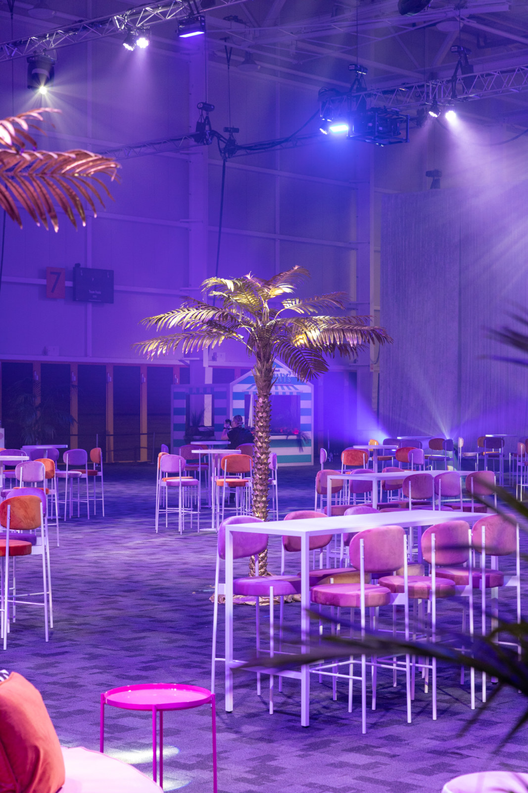 insitu-duke-bar-stool-rose pink-white