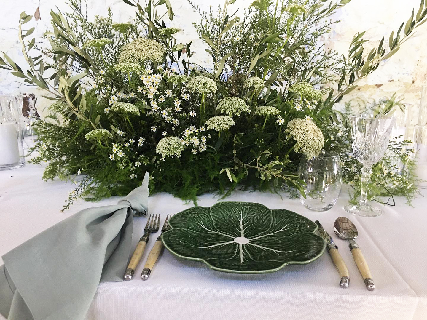 insitu-cabbage-charger-plate