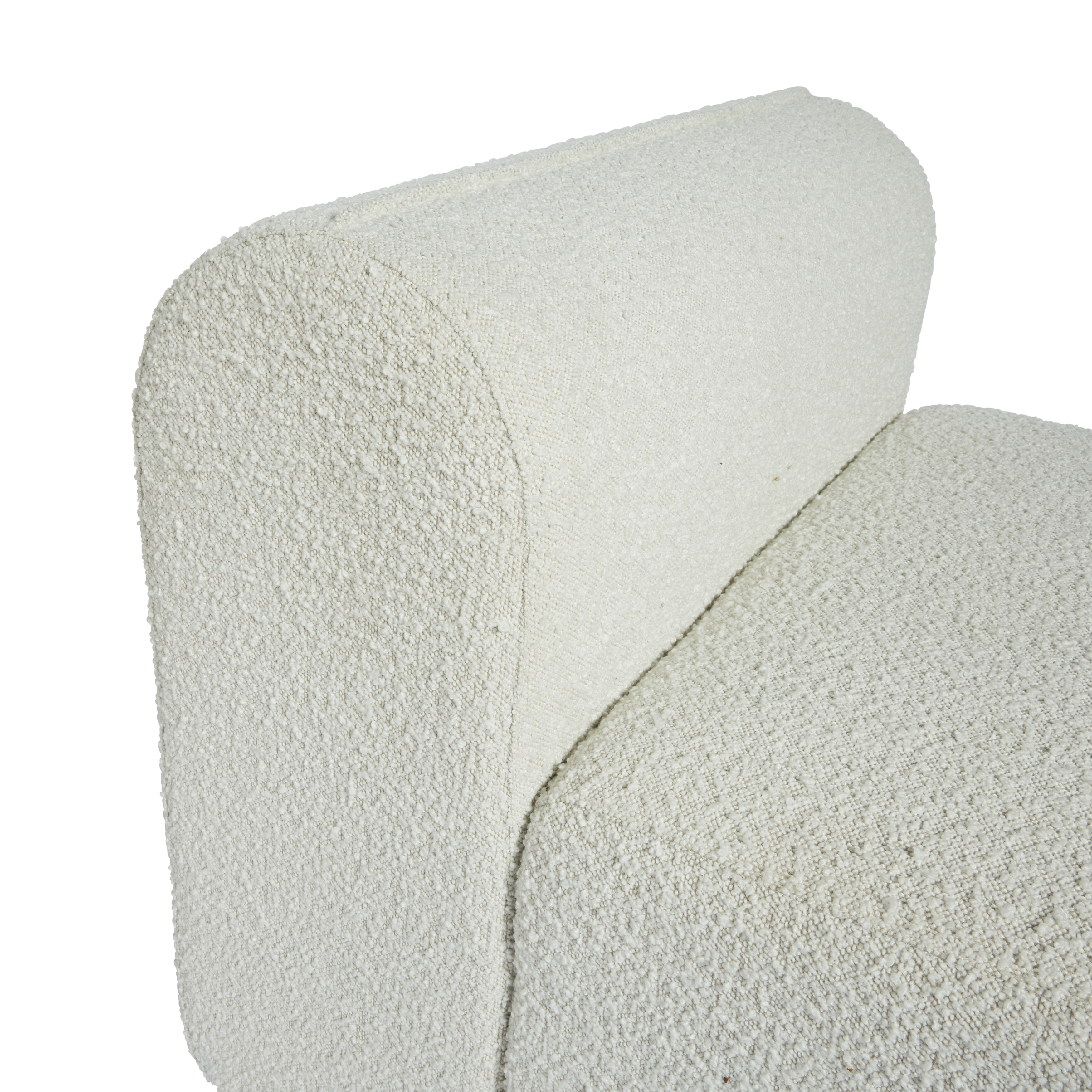 lenny-half-close-up-cream