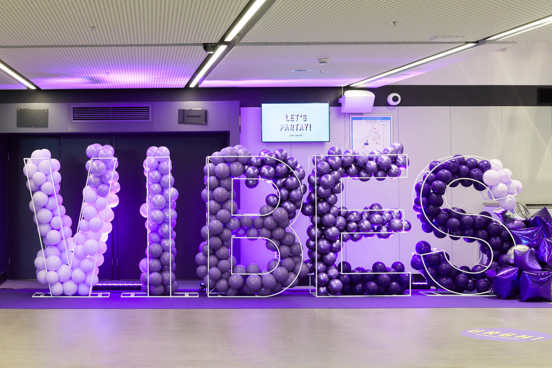 Insitu – Wire Letter I