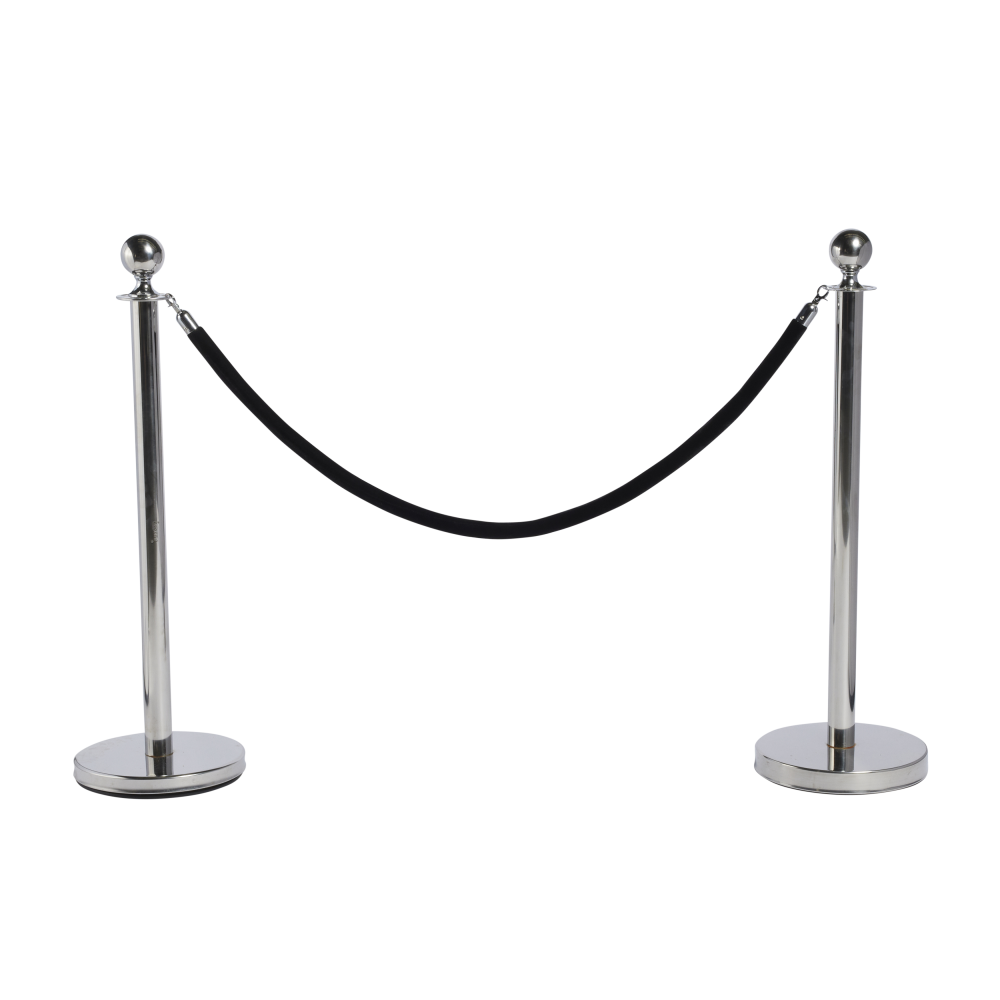 bollards-silver-black-velvet-rope
