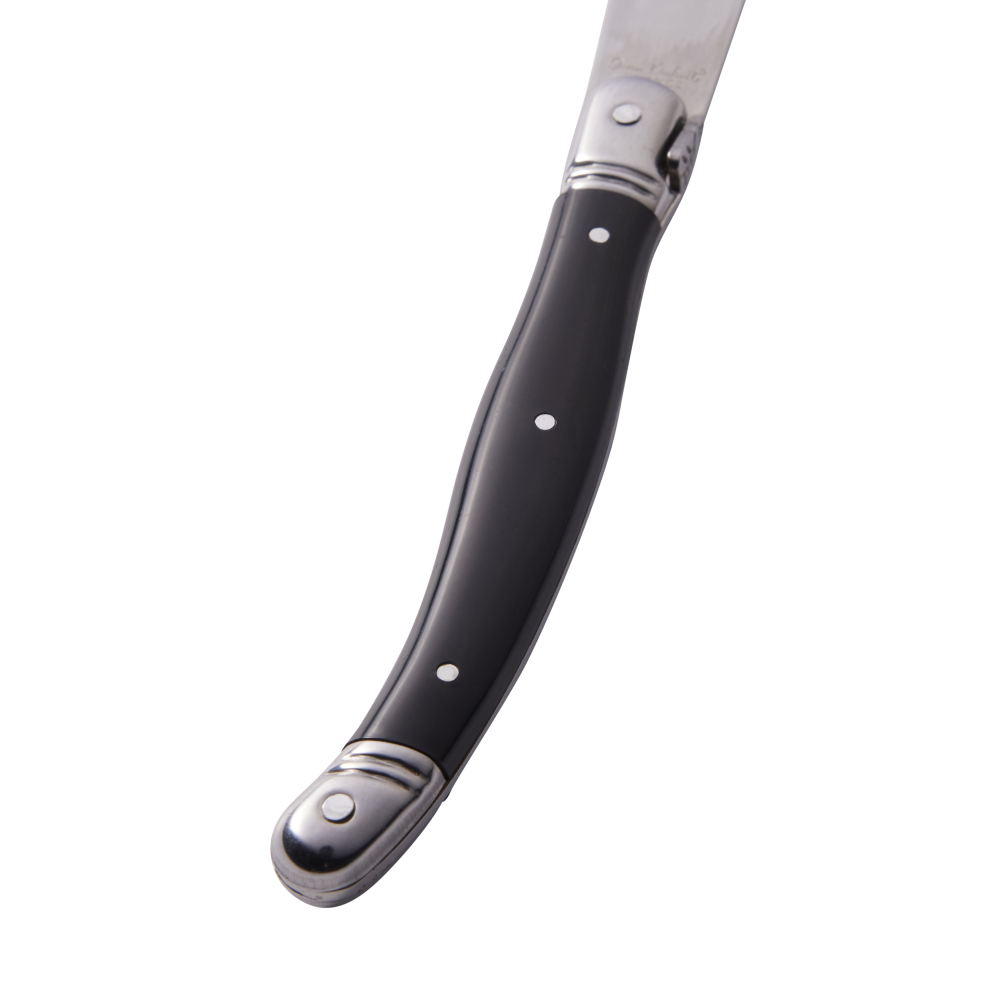 laguiole-black-knife-close-up