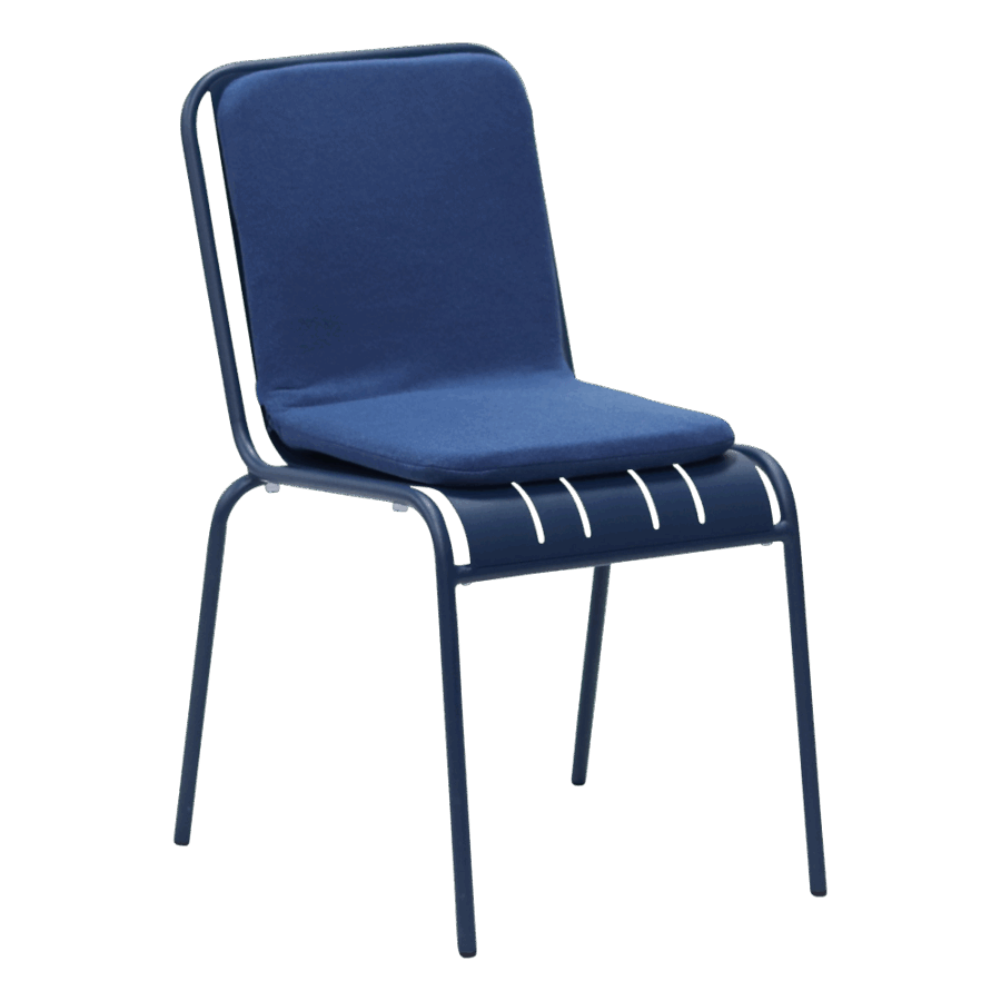 bask-dining-chair-with-cushion-wine-angle