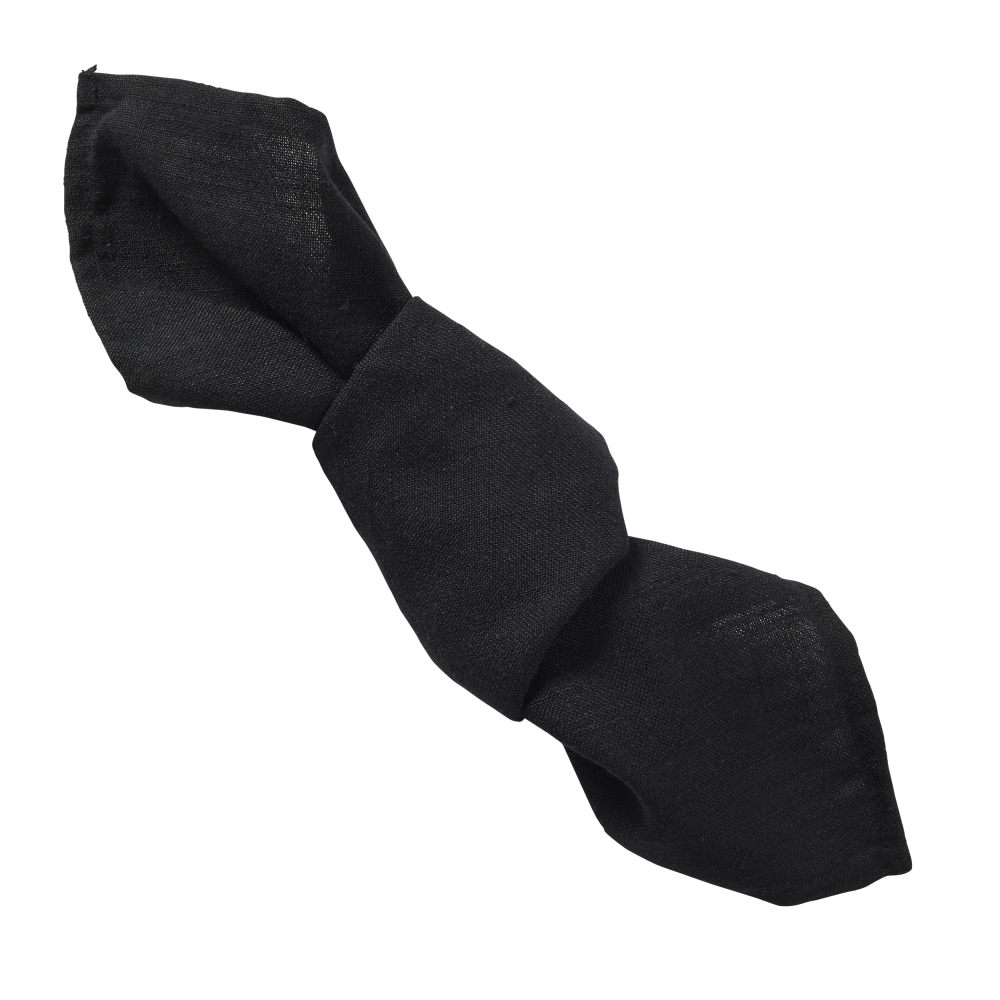 napkin-weave-black-knotted