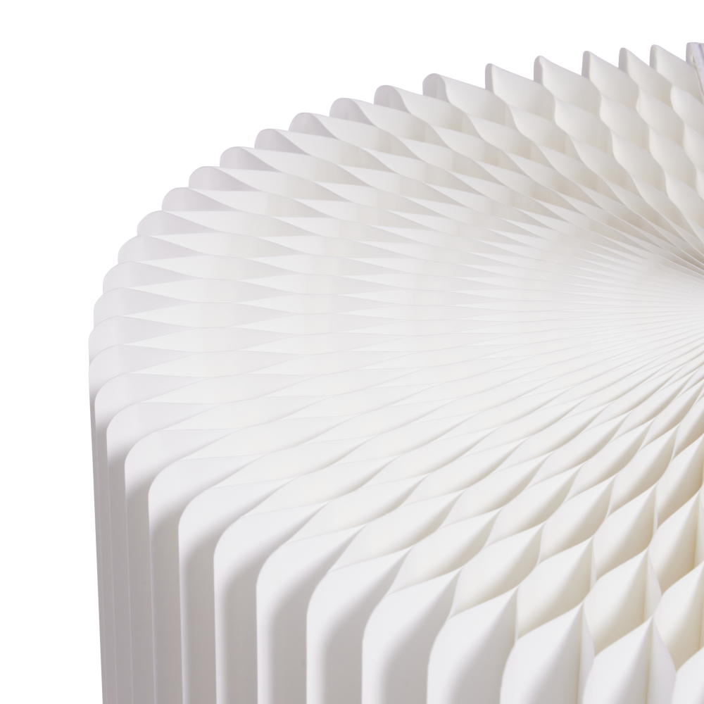 paper-cylinder-white-close-up1